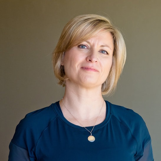 Photo of Dr Natasha Zajc-Dalcourt, yoga therapy educator and medical doctor