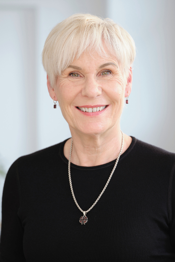 Sue Livingston, Yoga therapy educator